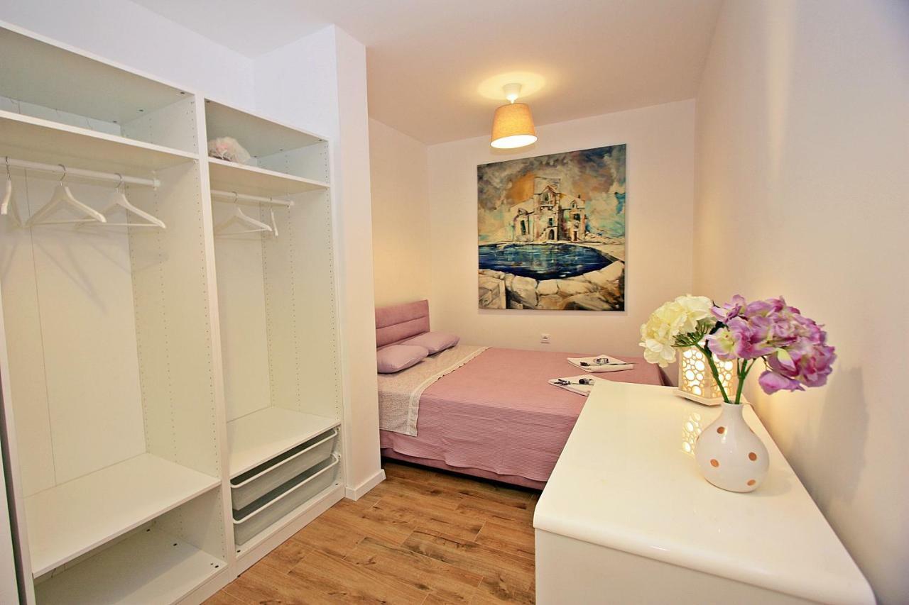 Apartman Michelangelo In The Centar Of Supetar Exteriér fotografie